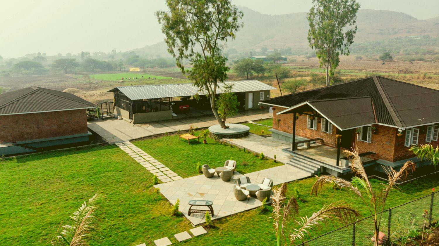 Best farmhouse in nashik